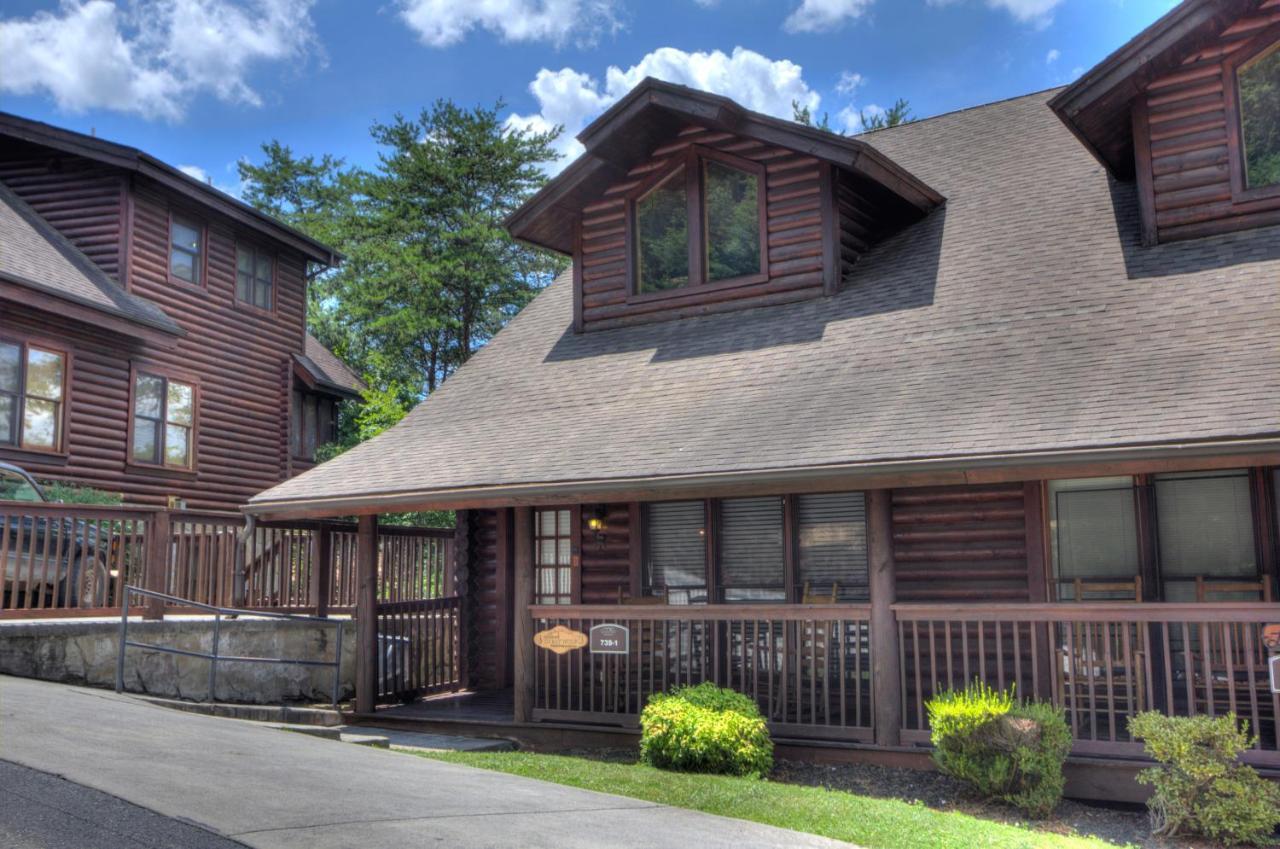 Great Wolf Cabin In Pigeon Forge! Villa Kültér fotó
